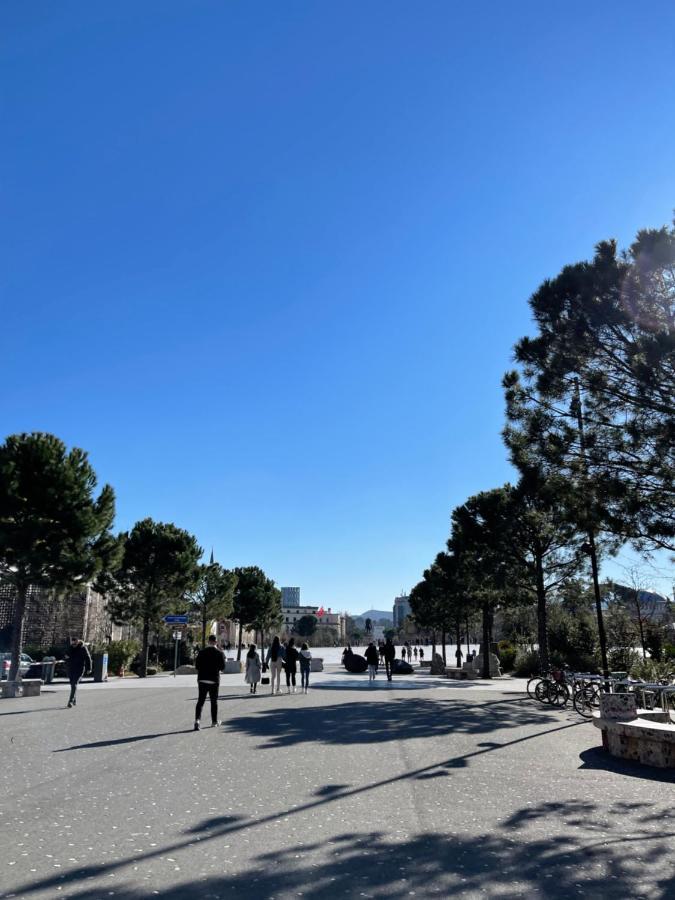 Square Inn Tirana City Center エクステリア 写真